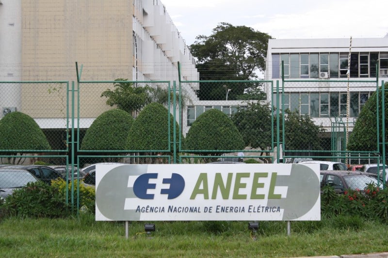 Diretor da Aneel propõe suspensão de reajuste de tarifas no Amapá por 60 dias