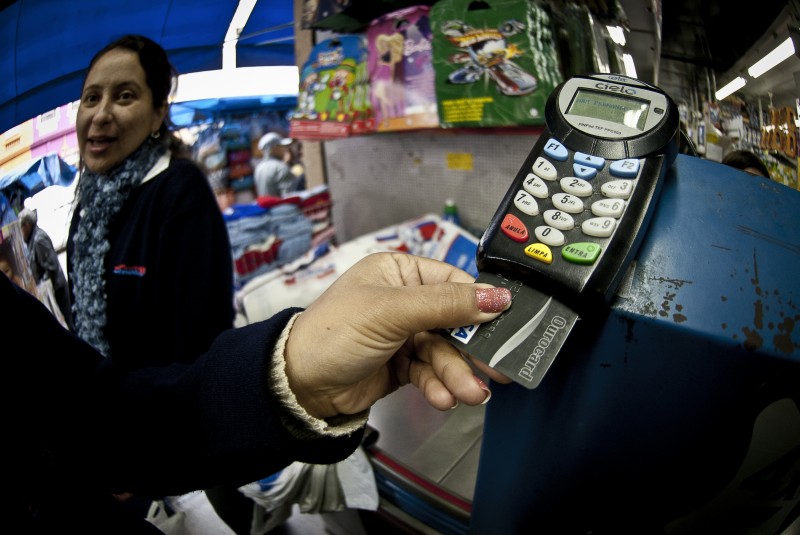 Cartão de crédito foi apontado como a principal fonte de dívidas