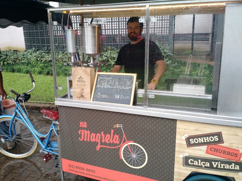 Food bike do Pueblo participou do Open Campus, na Pucrs Foto: Mauro Belo Schneider/Especial/JC