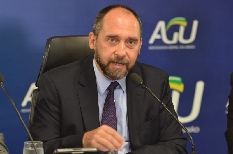 Ministro Luís Inácio Adams alega suspeição do relator, Augusto Nardes
