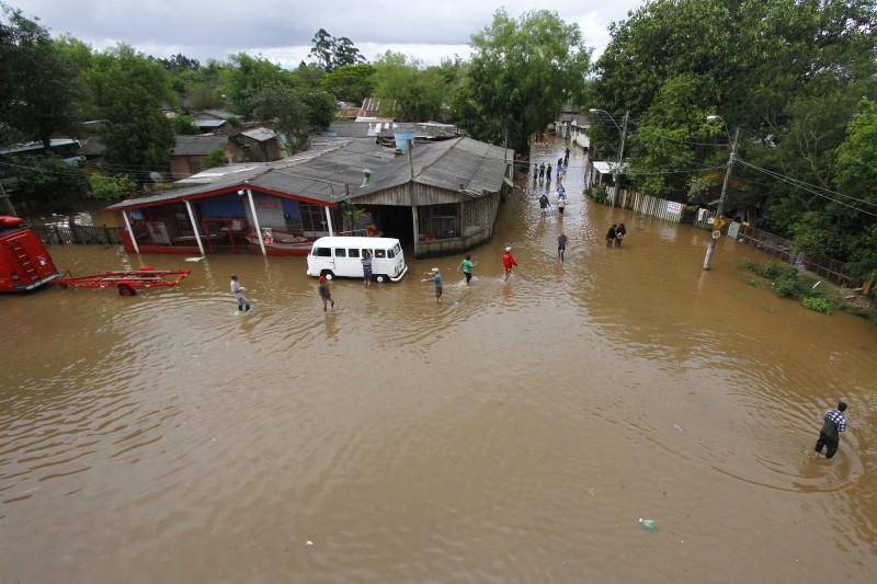 Pelo menos metade das casas do arquipélago ficou inundada pelas águas lamacentas