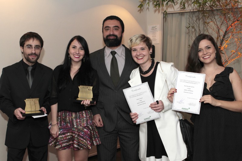 Jornalistas receberam prêmios por reportagens na área de saúde