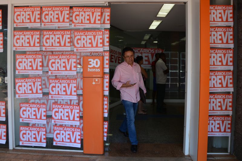 Milhares de agência estão fechadas em todo o Brasil desde o dia 6 de outubro