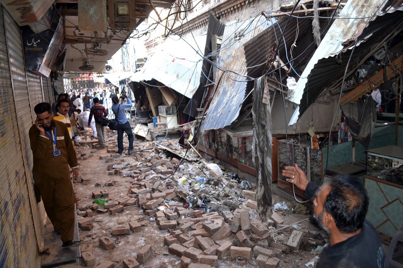 Tremor causou destruição em cidades no noroeste do Paquistão
