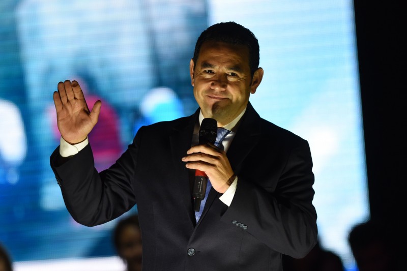 Com 100% dos votos apurados, Morales, de 46 anos, da Frente de Convergência Nacional, foi eleito presidente do país