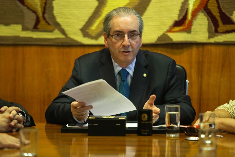 Parte da oposição crê que Eduardo Cunha perdeu força com denúncias