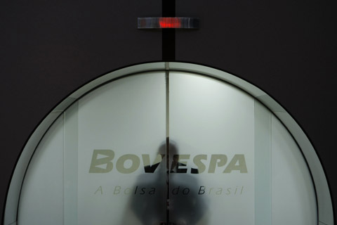 Índice Bovespa terminou o dia com a maior pontuação desde 21 de novembro de 2014