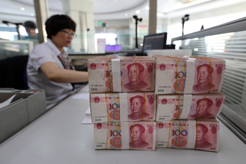 Governo tenta sustentar o yuan diante da desaceleração econômica