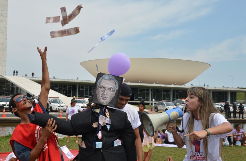  protesto cunha foto Valter Campanato Agência Brasil  