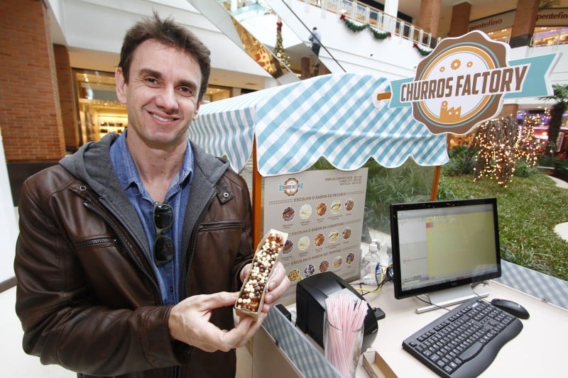 Rafael Wallau: com a chegada do ver&atilde;o, churros estar&atilde;o dispon&iacute;veis no Litoral Foto: FREDY VIEIRA/JC