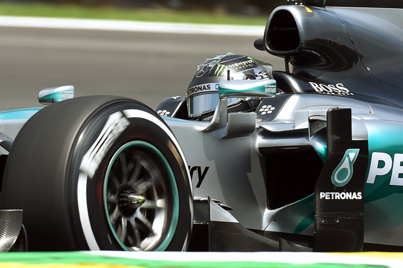 Rosberg, da Mercedes, ainda briga para terminar o campeonato na vice-liderança