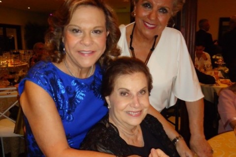 Maria Beatriz Ferreira, Maria Luiza Jardim e Margarita de Kroes colaboraram com o jantar