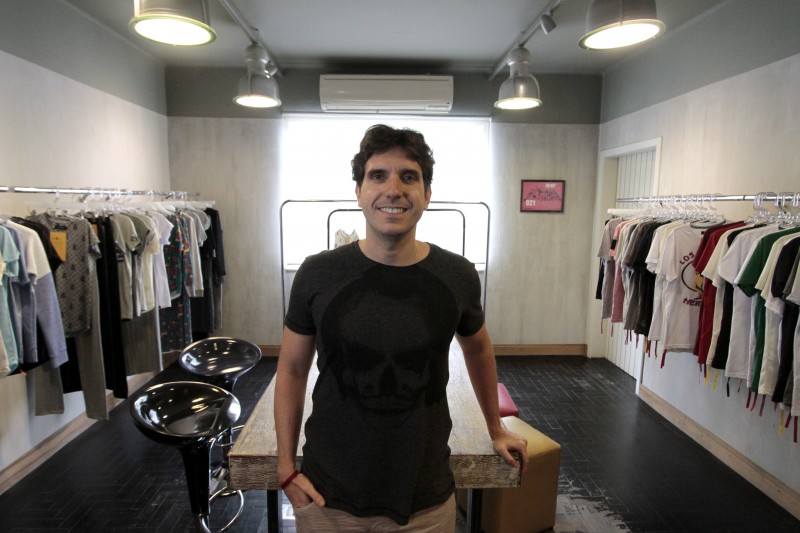 Marcelo Machado, da Budha Khe Rhi: queria viajar sem gastar o dinheiro dos pais    Foto: JONATHAN HECKLER/JC