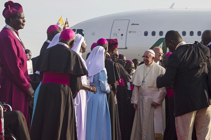 Papa Francisco na chega à Uganda