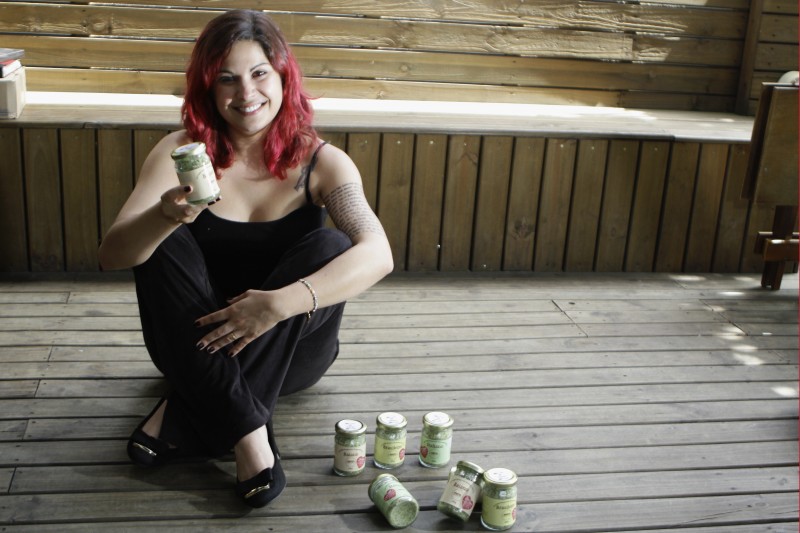 Gabriela Dias conta que &eacute; a pioneira na Am&eacute;rica Latina a produzir os temperos  