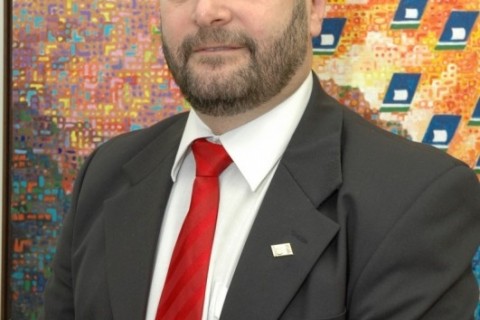 Koch alerta para redução das vendas e possível demissão de funcionários