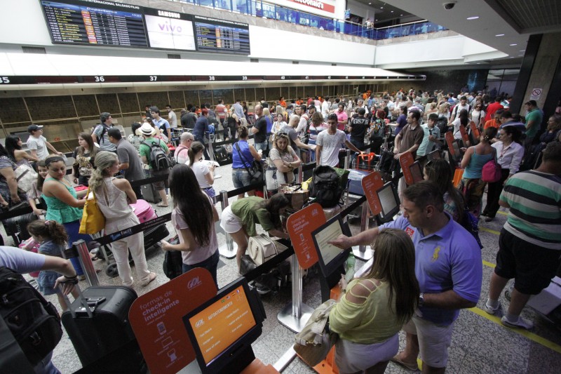 Secretaria da Aviação Civil projeta que o pico de 648 mil passageiros será em 4 de janeiro