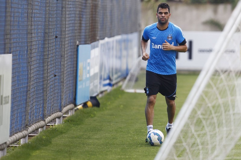Volante nunca escondeu sua vontade de permanecer no time gaúcho