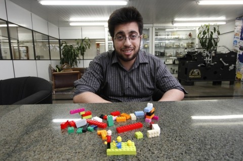 Jacques &eacute; um dos &uacute;nicos facilitadores de Lego Serious Play no RS