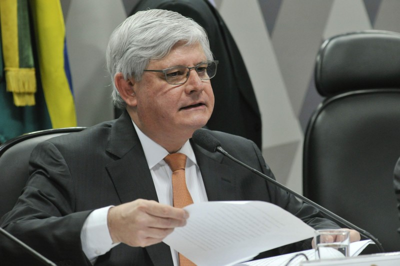 Procurador-geral cita delito em pedido de afastamento do peemedebista