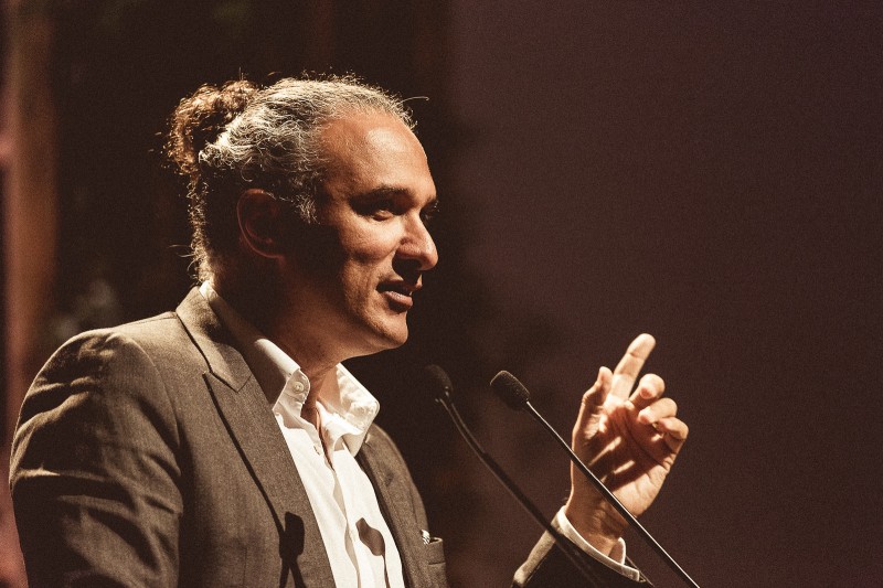 Fred Gelli, durante sua palestra no CEO Fórum, da Amcham Foto: Giuliano Cecatto/Divulgação/JC