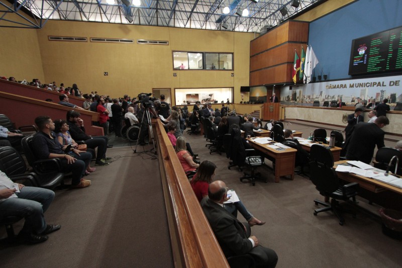 Sessão plenária marcou encerramento do ano legislativo de 2015