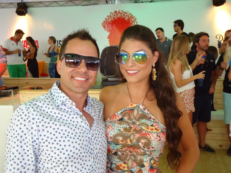 Airton Totti Martins e Marjorie Bortolotto no Café de La Musique Atlântida 