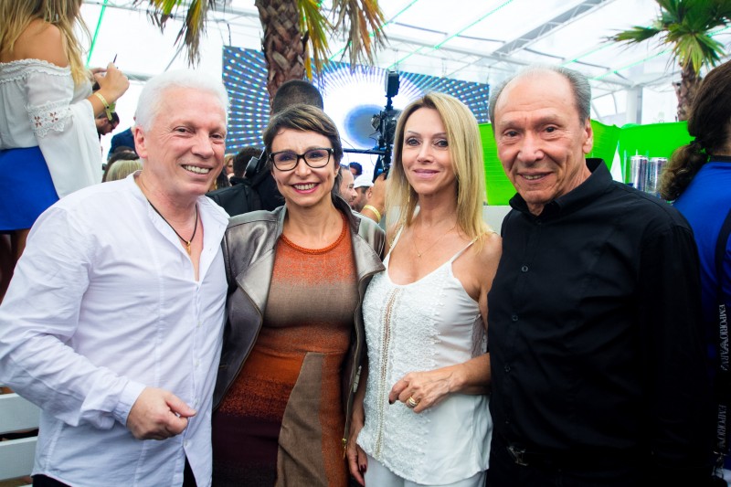 Julius Rigotto, Andrea Druck, Rejane Rigotto e Péricles de Freitas Druck no Café de La Musique, em Jurerê Internacional