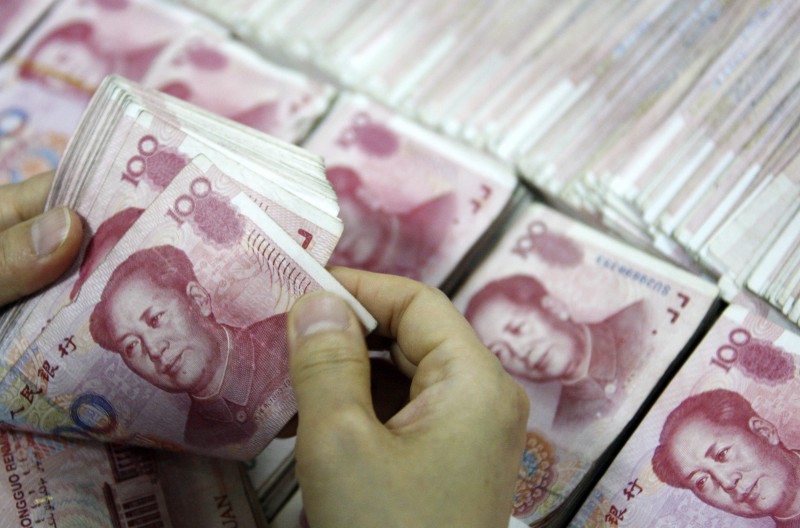 PBoC voltou a fixar o dólar acima da marca psicológica de 7 yuans