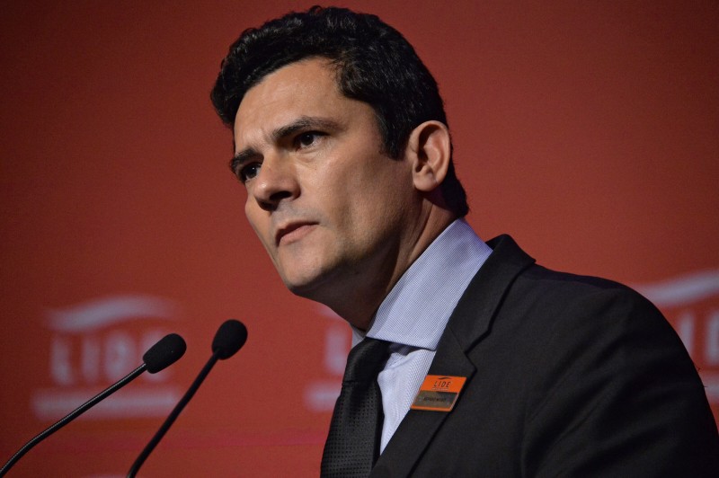  FEDERAL JUDGE SERGIO MORO SPEAKS DURING A BUSINESS MEETING PROMOTED BY BUSINESS LEADERS GROUP (LIDE) IN SAO PAULO BRAZIL ON SEPTEMBER 24 2015. MORO IS IN CHARGE OF THE INVESTIGATION ON OIL GIANT PETROBRAS CORRUPTION SCANDAL.  AFP PHOTO / NELSON ALMEIDA  