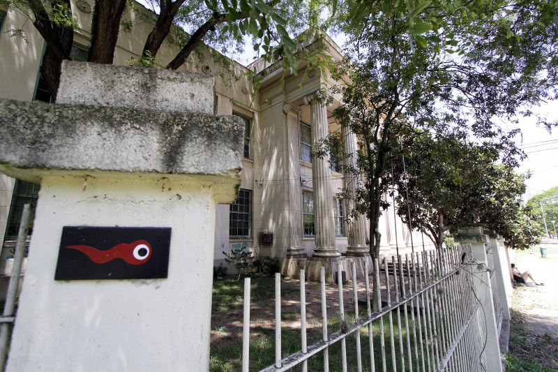 Prédio que é patrimônio histórico estadual apresenta graves problemas de infraestrutura