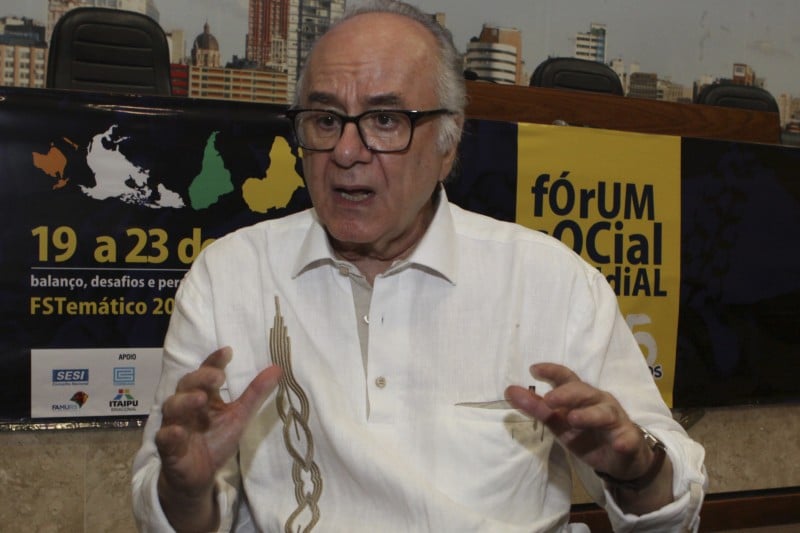 "Movimentos populares estão intimidados pela direita e desiludidos por seus governos"