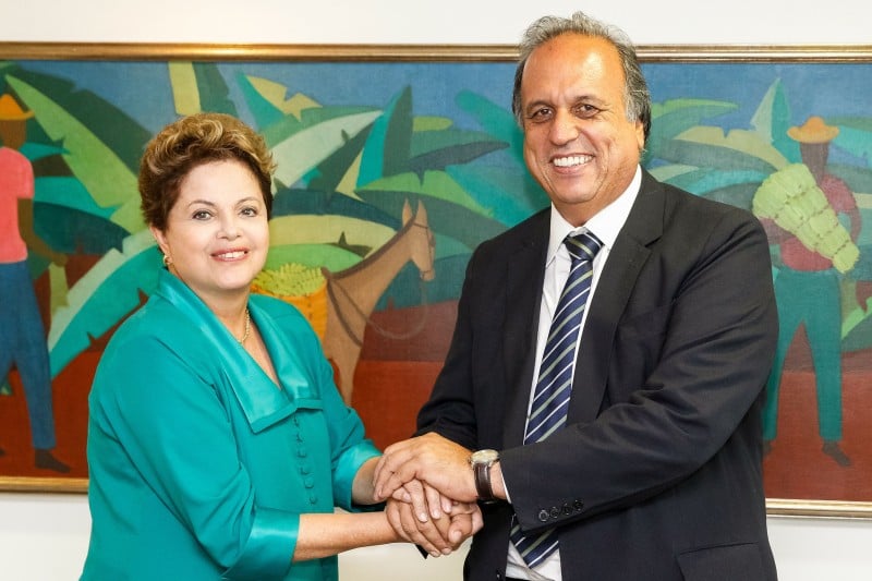  Brasília- DF, 08/04/2014- Presidenta Dilma Rousseff durante encontro com o Governador do Rio de Janeiro, Luiz Fernando de Souza, Pezão.  