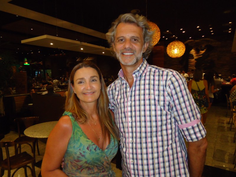 Nova Iorque
foto 1
Carlos Souza, Alexandre Assouline e Martine Assouline no lançamento do livro 

