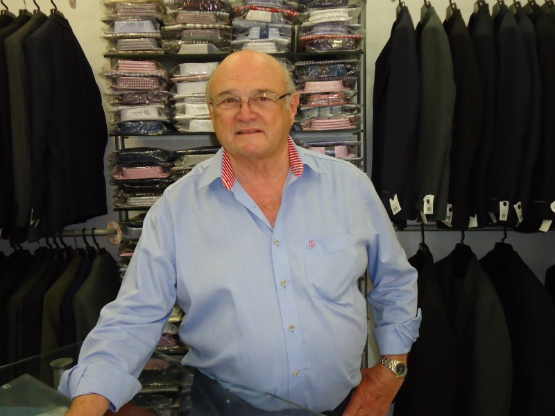 Nova Iorque
foto 1
Carlos Souza, Alexandre Assouline e Martine Assouline no lançamento do livro 

