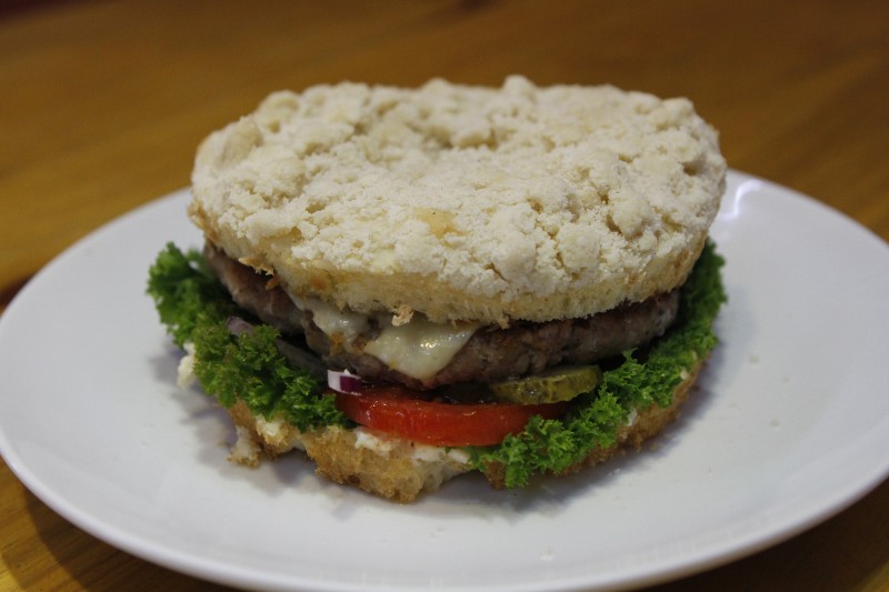 Veja, no nosso site, 
a receita do Cucaburger Foto: MARCO QUINTANA/JC