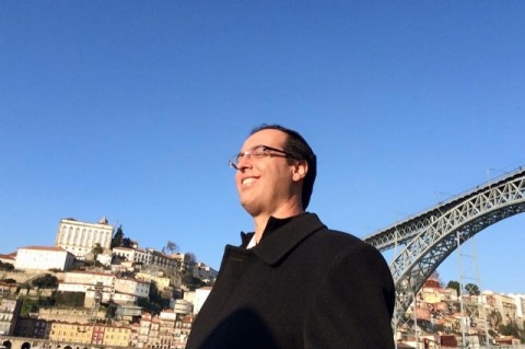  Modesto Mendes, do My Phone My Money, veio de Portugal para Porto Alegre 