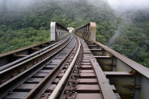 Projetos de ferrovias são mais sustentáveis, mas exigem cuidados