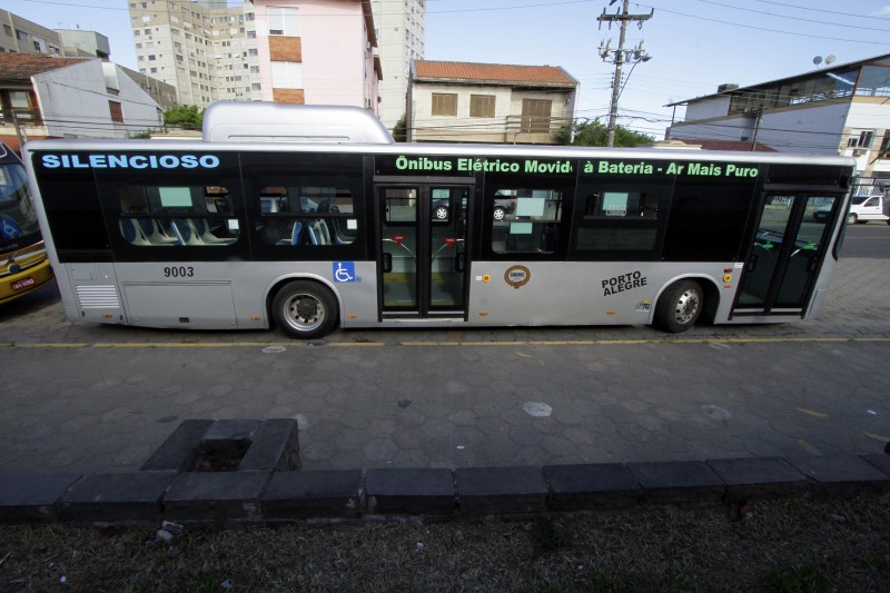 O ônibus elétrico já está sendo usado para alguns horários da linha T-9 da Carris