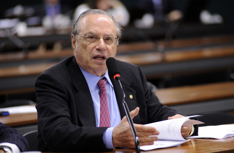 Defesa de Paulo Maluf criticou o entendimento do ministro do STF