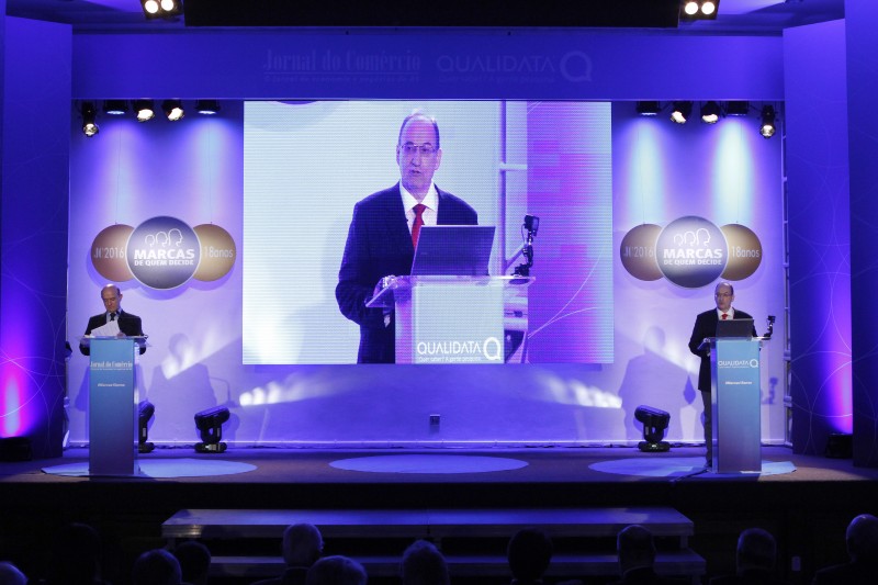 Luiz Borges, do JC, e Paulo Di Vicenzi, da Qualidata, apresentaram os resultados da pesquisa