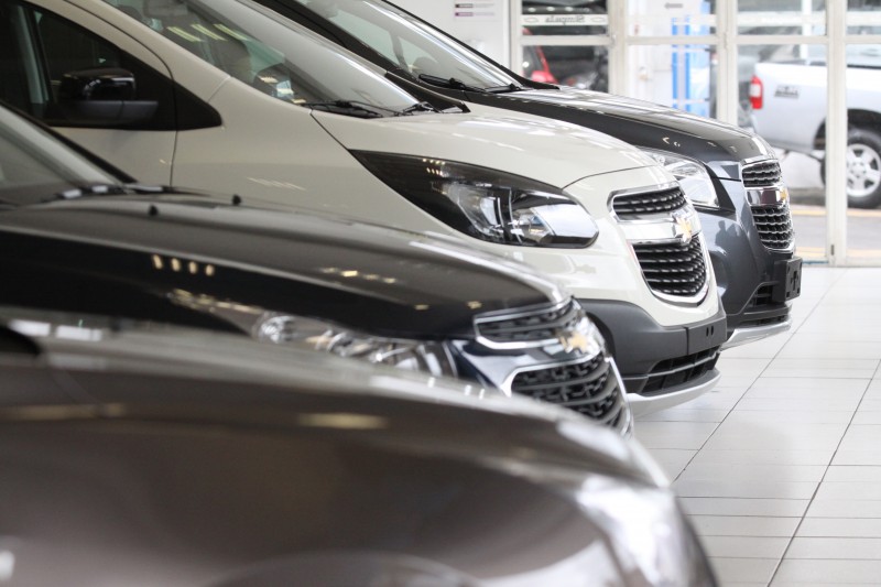 No total, 132,6 mil carros foram comercializados no mês passado