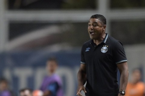  ESP - Técnico do Grêmio Roger Machado em partida contra o San Lorenzo pela Libertadores da América - esportes  