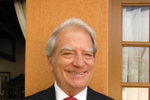 Diretor da Staub Comunicação &Marketing, 
staub@staub.com.br