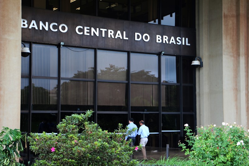 Taxa de juros ? um dos instrumentos do BC para controlar a infla?