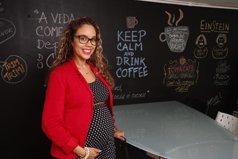 Danielle resolveu ensinar empreendedorismo para crian&ccedil;as quando descobriu que estava gr&aacute;vida do David. 