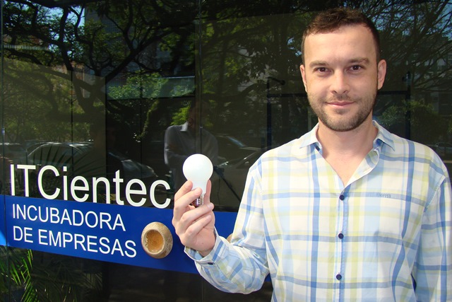 Luiz Schmidt &eacute; engenheiro mec&acirc;nico e CEO da Ecolite, empresa incubada no Cientec Foto: Ecolite/DIVULGA&Ccedil;&Atilde;O/JC