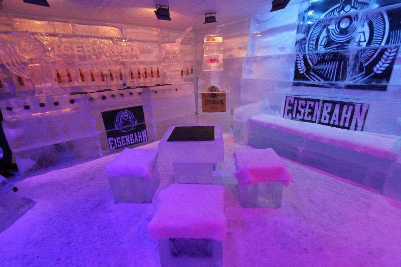  inaugura&ccedil;&atilde;o do Ice Bar no Bourbon Shopping Wallig .   Foto: MARCO QUINTANA/JC