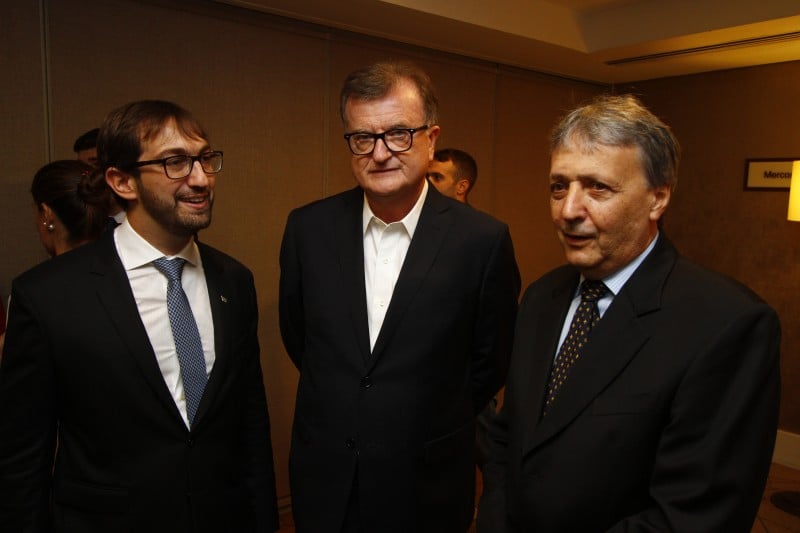 Ricardo Heller, presidente do IEE, com José Galló, da Lojas Renner, e Walter Lídio Nunes, da Celulose Riograndense 