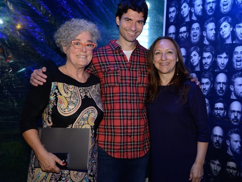 Fábio Coutinho e Angélica de Moraes, a curadora da mostra, na Fundação Iberê Camargo